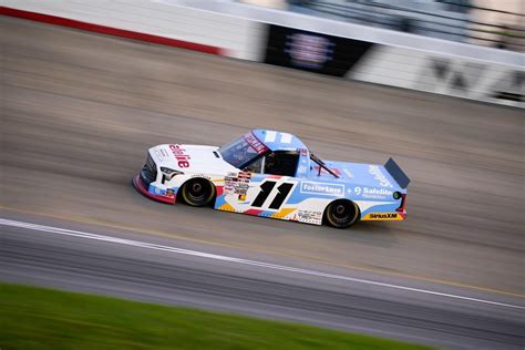 Truck Racing