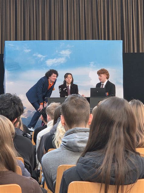 Vienna’s English Theatre in Freistadt: The Other Side of Goodbye - HAK ...