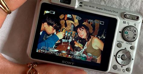 15 trends from the ’90s already making a comeback