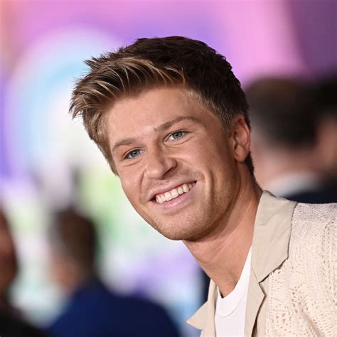 Robert Irwin Steals the Show at Music Festival with Epic Cameo ...