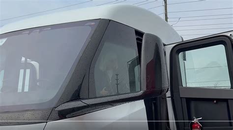 These 10 Cameras on the Tesla Semi Are Not Just for Safety, But Signal the End of Human Truck ...