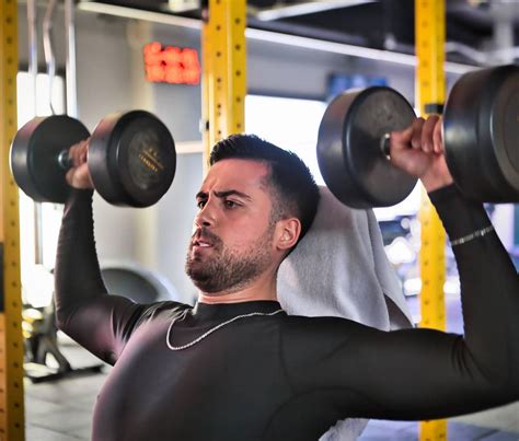 6 Exercises to Build the Muscles Women Find Most Attractive - Men's Journal