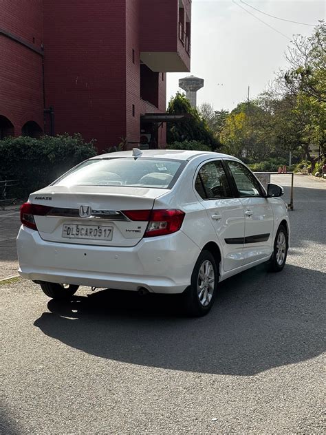 Buy Used Honda Amaze V CVT Petrol BSIV of 2018 model @ 4,90,000 INR in Delhi - 5266935 ...