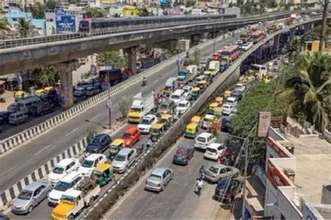 Delhi Traffic Alert: Vehicular Movement Affected From IIT Towards Delhi ...