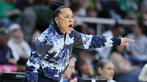 March Madness: South Carolina, Kamilla Cardoso reach Elite Eight