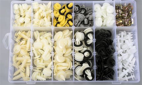 Clip Auto 2013 Suburban Driver Door Panel 20-Piece Door Trim Panel ...