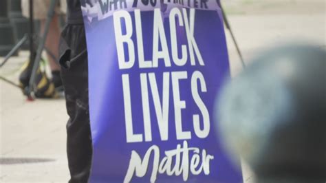 Louisville protesters decry Brett Hankison's 2.75-year sentence | whas11.com