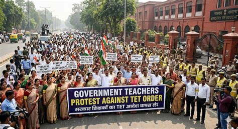 Bhopal News: Teachers Protest Against TET Order, Submit Memorandum To CM