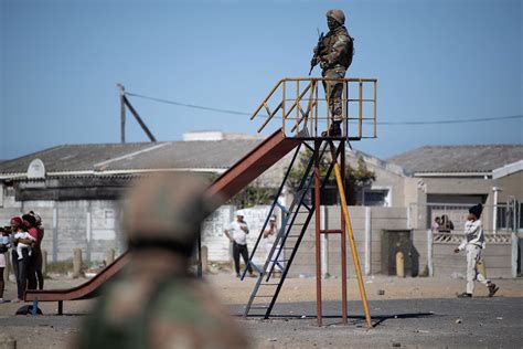 Manenberg colour run | Residents reclaim their streets