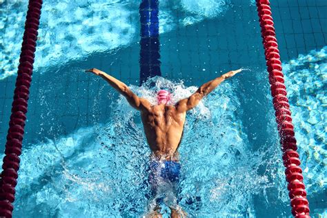 Why swimming may be better than running for heart health - Earth.com