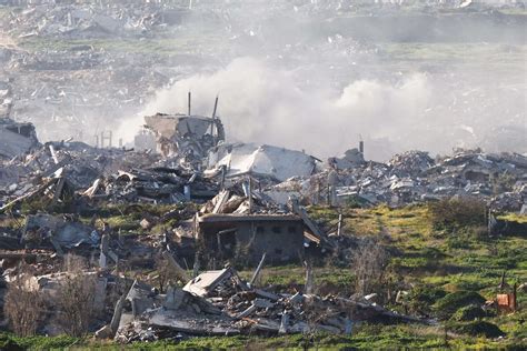 Israeli airstrikes kill 11 in Gaza, Palestinians say; Israel says Hamas ...