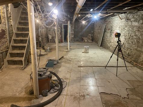 Self leveling basement floor to FLAT not LEVEL | DIY Home Improvement Forum