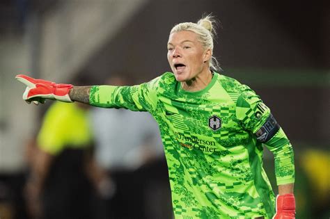 The Reign and the Dash play to a scoreless draw in rainy Houston
