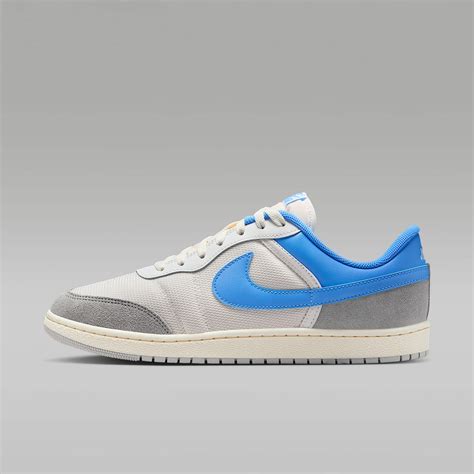 Air Jordan Skyline Low Men's Shoes. Nike RO