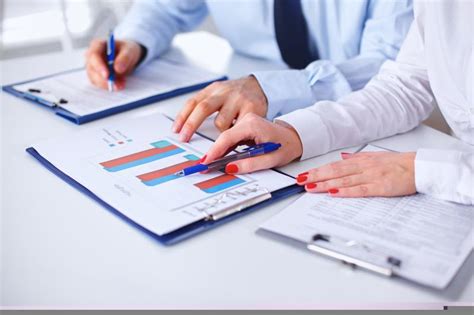 News | SRF Shares Slide as Technical Breakdown Overshadows Strong Q3 ...