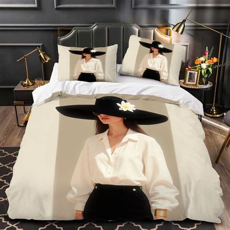 Elegant 3-Piece Duvet Cover Set with Stylish Woman Illustration Black ...