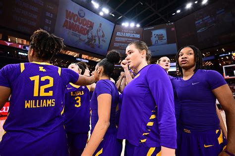 LSU To Play At UIC on December 19 In Chicago – LSU