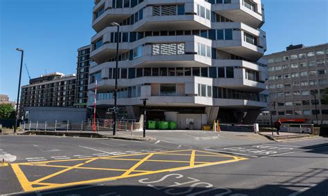 Victory for drivers as council cuts size of yellow box junction that ...