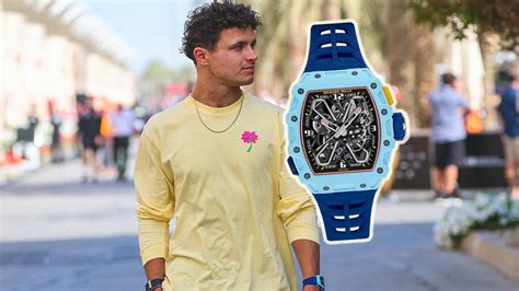 Lando Norris returns to work sporting a serious champion's flex | GQ India
