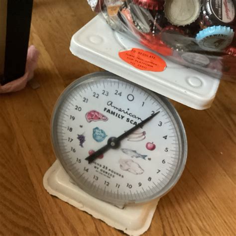 Mixed Used Beer Bottle Caps Lot (Approx. 400, 2 lb) for Crafts