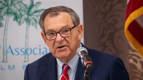 Letters support Lew Crampton for Palm Beach Town Council