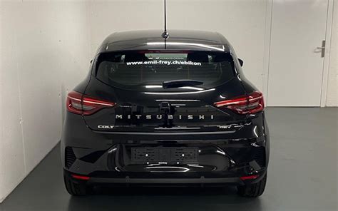 MITSUBISHI Colt 1.6 HEV Invite : Réserver un essai sur route