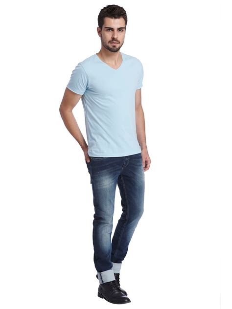 Buy Men Solid Casual T-Shirt online | Jack & Jones