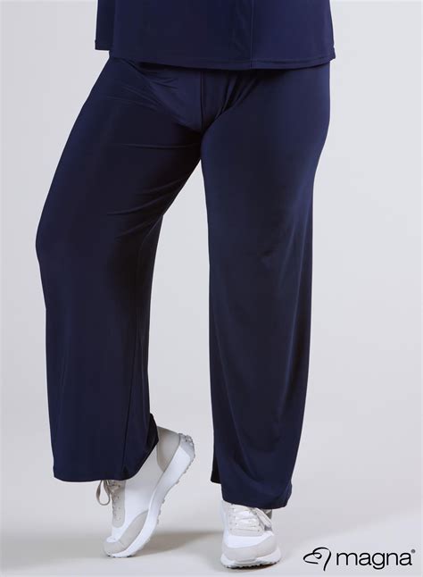 D-0003-SOLID – MyStyleSquad