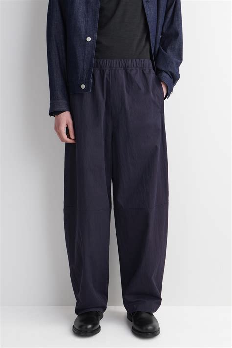 PANTALÓN BARREL LEG RELAXED FIT CINTURA ELÁSTICA - AZUL MARINO | COS ES