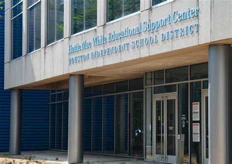 Nearly 40 HISD schools will have new principals for 2025-26