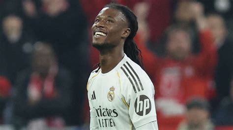 Real Madrid slammed for for 'stupid' reaction to Eduardo Camavinga red ...