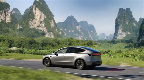 Tesla Launches Six-Seater Model Y L Launched At INR 6.19 Million In India