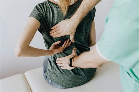Back Pain Treatment Options and Understanding Chronic Back Pain Causes - WorldHealth.net