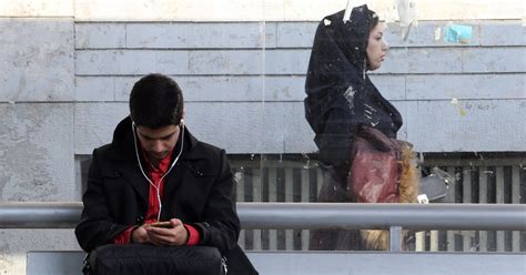 Iranians grapple with internet outages amid protests