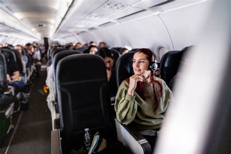 Major airline bans barebeaters across all 24 daily flights from UK airports