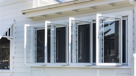 10 Model Jendela Rumah Bagian Depan, Cantik & Nyaman - GBP