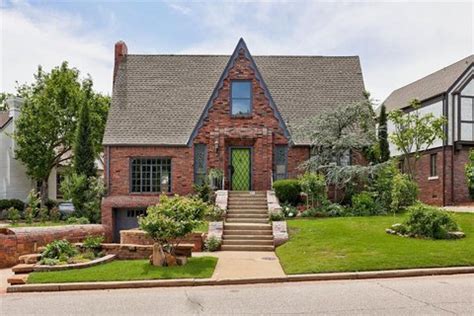 2 Bedroom Houses for Sale in 73118, OK | Realtor.com®