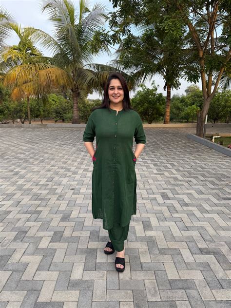 Reya Co-ord set Green – Label DKI