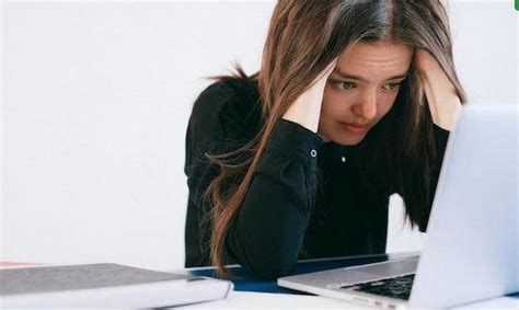 AI vs CAs: Is technology quietly killing accounting careers?