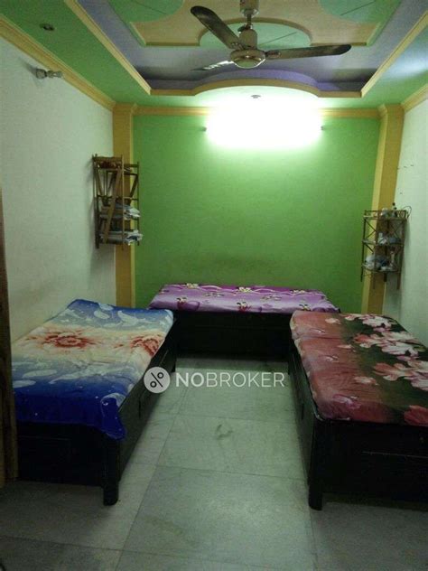 PG for FEMALE in Shakarpur for Rs 4300 available Immediately | delhi ...