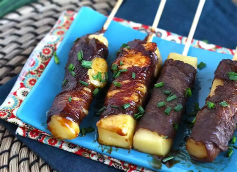 Cheese and beef yakitori skewers