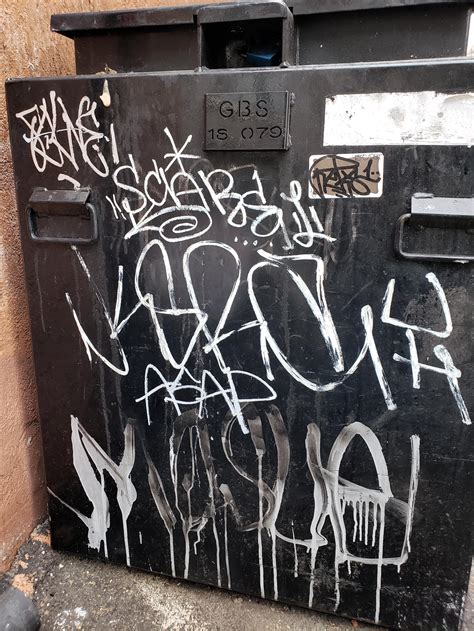 RANDOM SEATTLE ADDRESS - languages