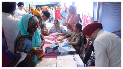 Langar seva at 'Hind-di-Chadar' event reflects Sikh ideals of equality ...