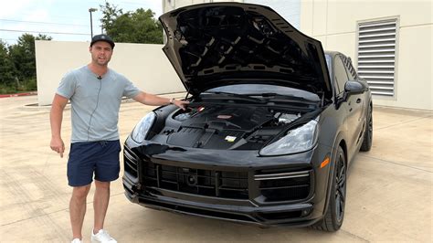 Is the Porsche Cayenne Turbo GT faster than the Lamborghini Urus?