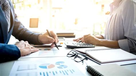 Collaborative Consumption: What It Is, Types, and Examples | EAE