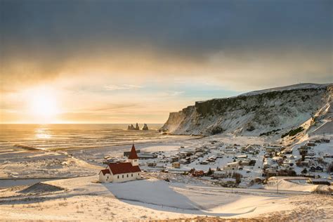 What's the Weather Like in Iceland? A Local's Guide