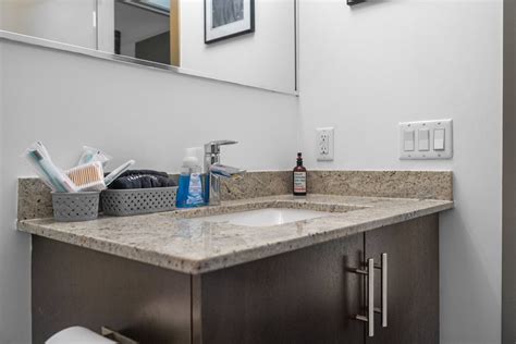 Sky-High Boho DT Retreat 2 BR, AC, Free Parking - Flats for Rent in ...