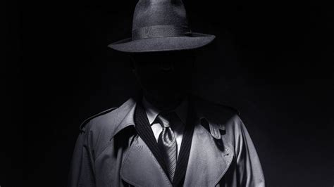 Where to Watch Man from Interpol • Season 1 Online - Plex