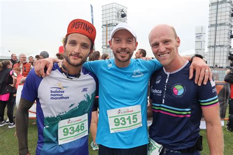 Près de 300 coureurs et marcheurs ont pris le départ de la première ...