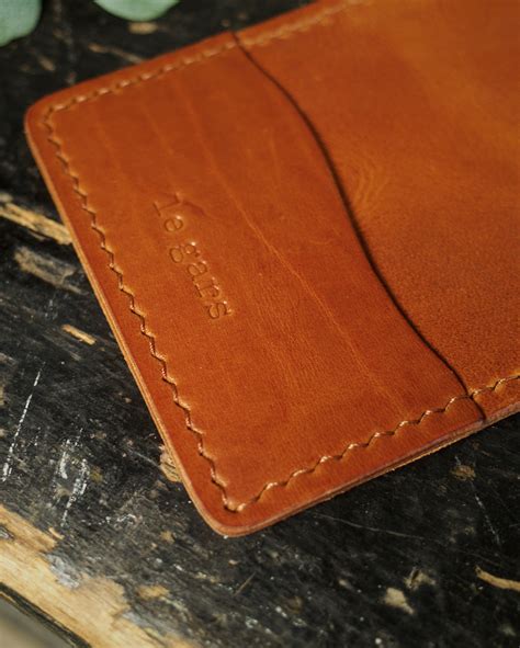 How Do I Choose a Quality Leather Wallet?